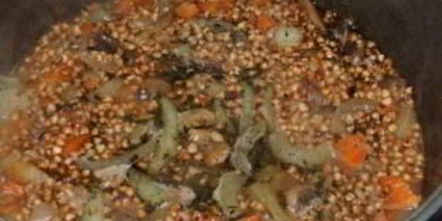 гречка с лисичками в казане