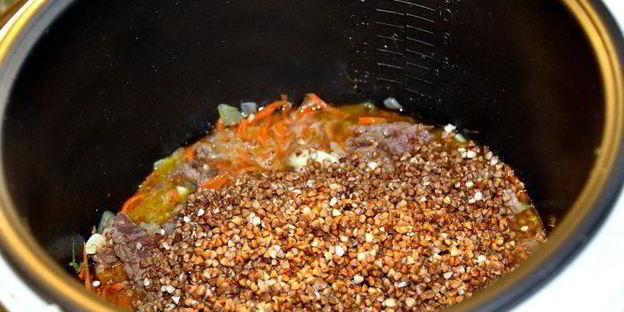 гречка с тушенкой