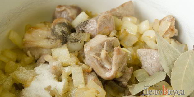 гречка с тушеной свининой