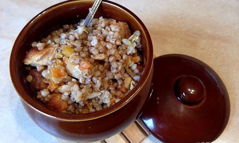 Рецепт гречки в горшочке с мясом