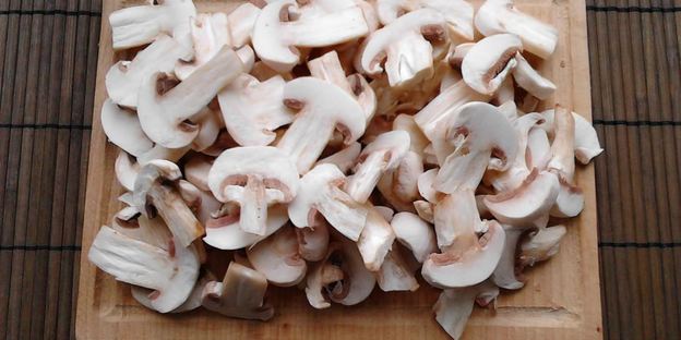 гречневая каша с грибами и луком