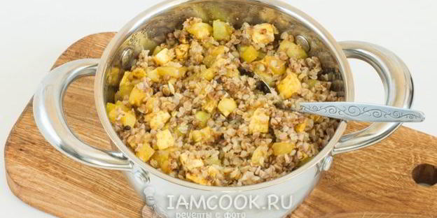 гречневая каша с кабачками и адыгейским сыром