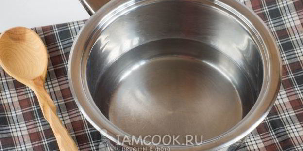 кукурузная каша на воде с молоком