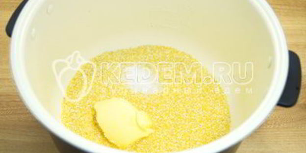 кукурузная каша в мультиварке на молоке