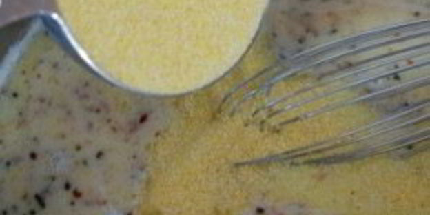 полента с помидорами