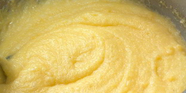 запеченная полента с пармезаном