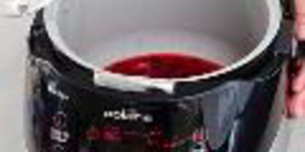 манная каша на клюквенном соке в мультиварке