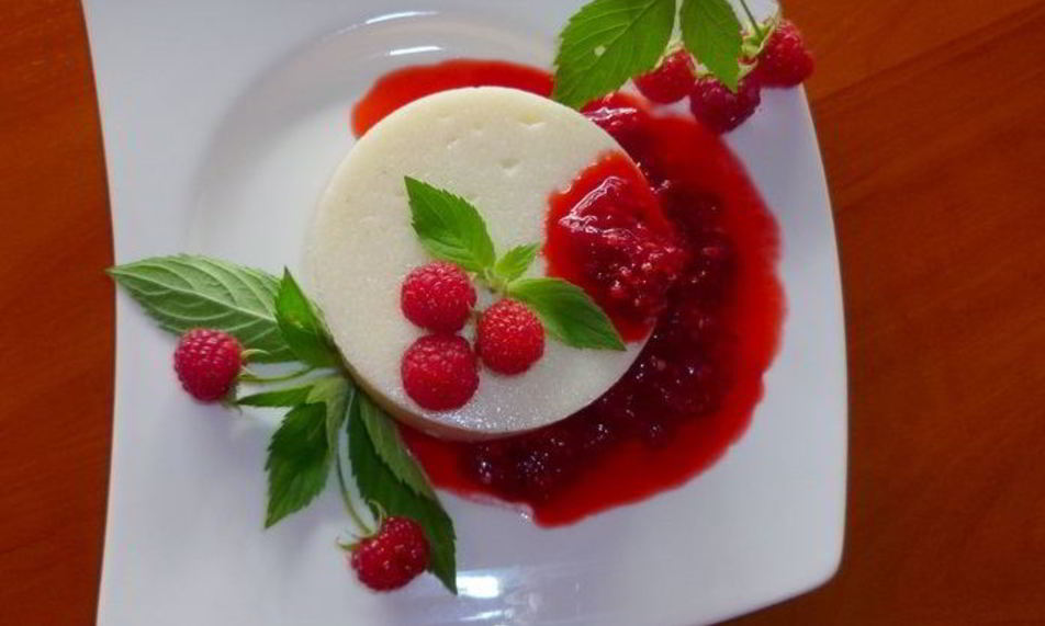 Рецепт манной каши с малиной