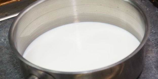 манная каша со свежей клубникой