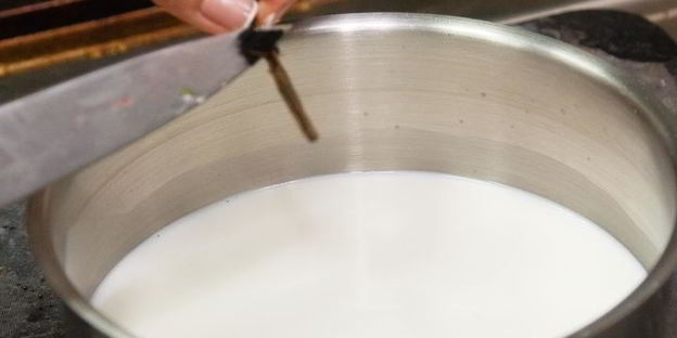 манная каша со свежей клубникой