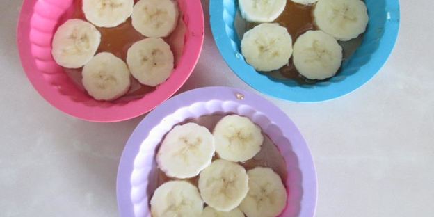 запеченная каша с бананами и яблочным пюре перевертыш