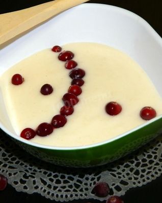 Жидкая манная каша на молоке