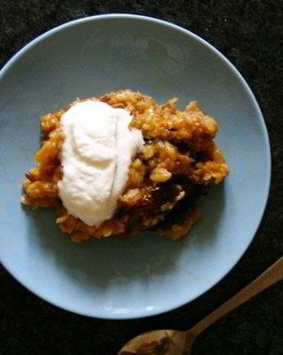 Морковная каша из злаковых хлопьев черносливом