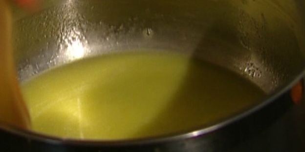 хрустящая овсянка с йогуртом, персиками и абрикосами