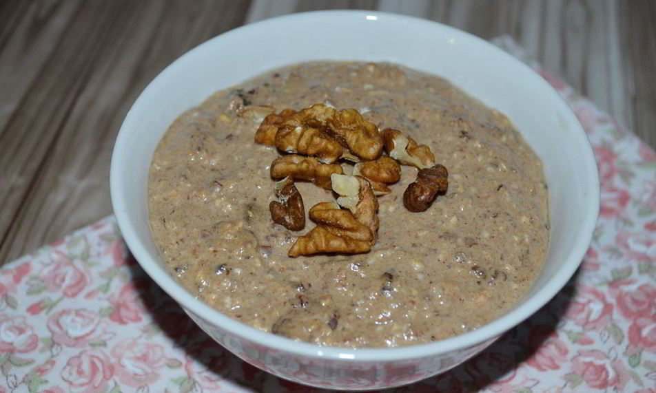 Рецепт ленивой овсянки с черносливома