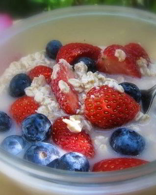 Ленивая овсянка в банке