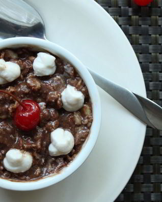 Овсяная каша по мотивам торта Черный лес