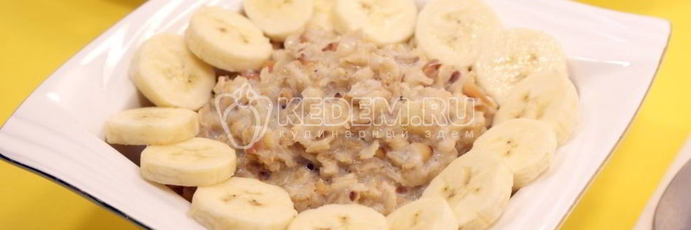 Овсяная каша с бананом