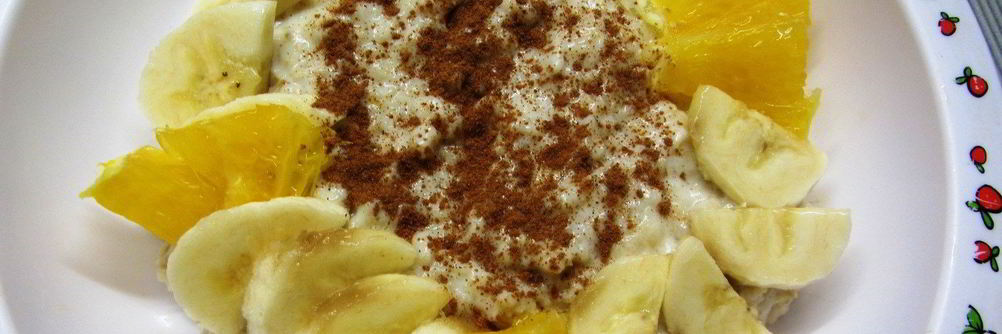 Овсяная каша с корицей