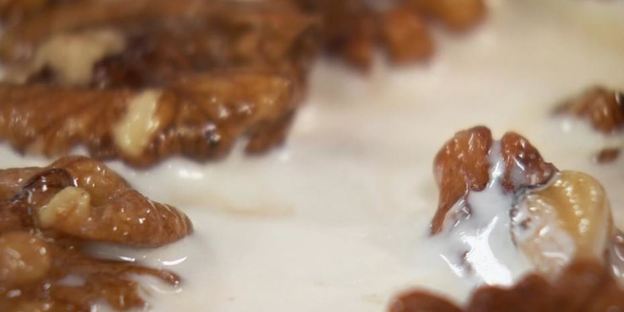 овсяная каша с морковью и орехами