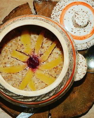 Овсяная каша с орехами и яблоками в духовке