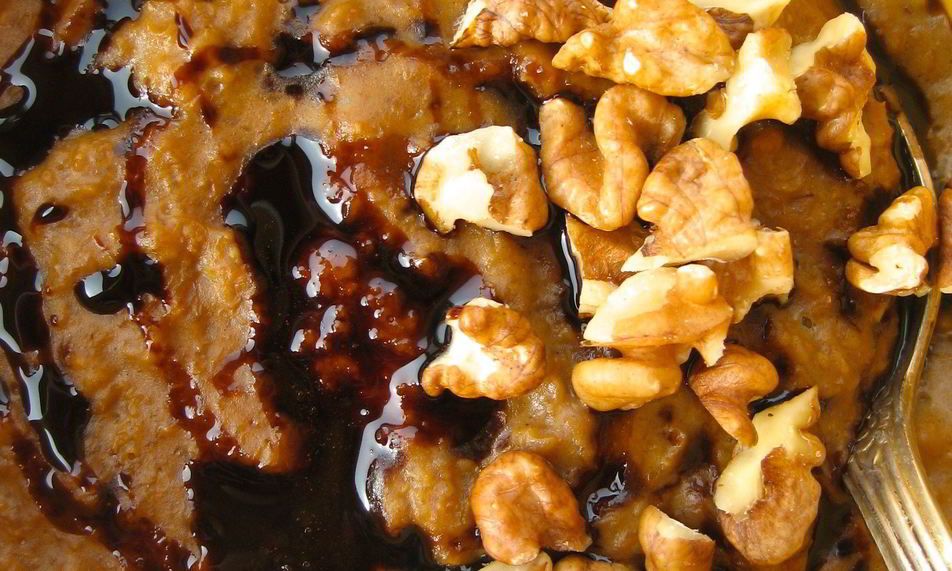 Рецепт овсяной каши с патокой, имбирем и греким орехом