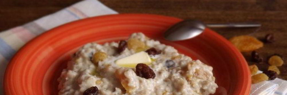 Овсяная каша с сухофруктами