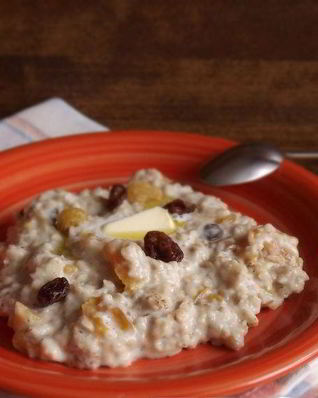 Овсяная каша с сухофруктами