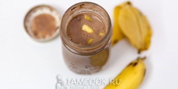овсянка в банке с какао и бананом