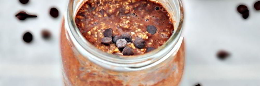 Овсянка в банке с какао