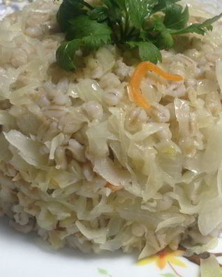 Перловая каша с квашеной капустой