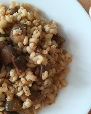 Перловая каша с шампиньонами