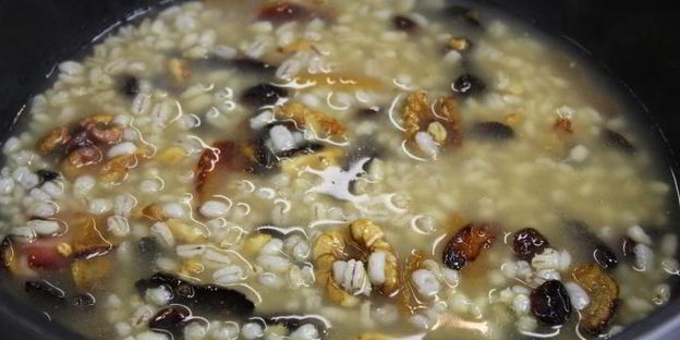 перловая каша с сухофруктами