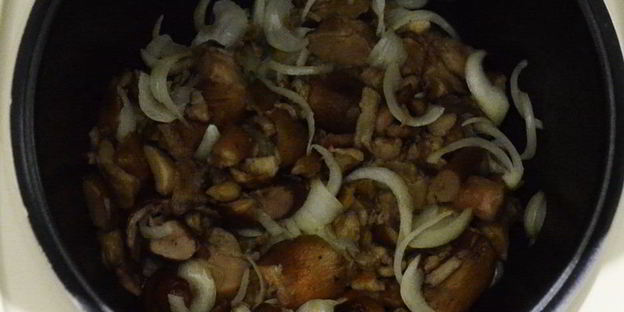 перловка с белыми грибами