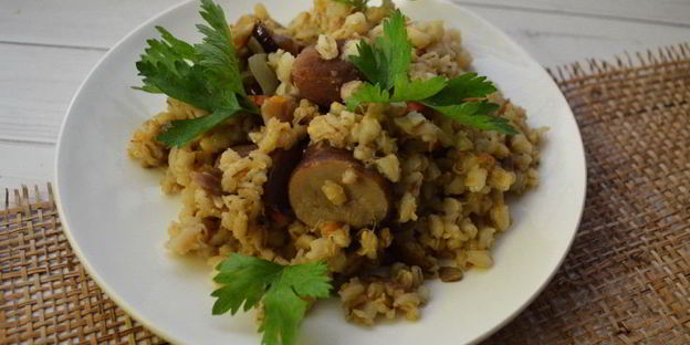 перловка с белыми грибами
