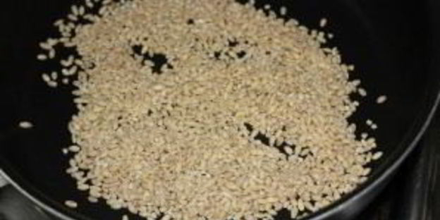 перловка с грибами в горшочке