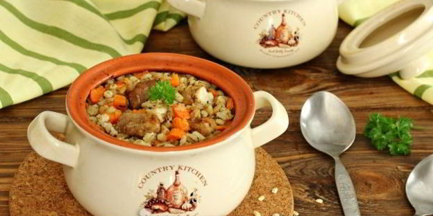 перловка с мясом в горшочке в духовке