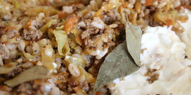 вкусная перловая каша с мясным фаршем и овощами