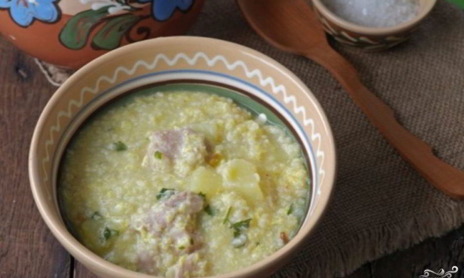 Рецепт полевой каши с тушенкого