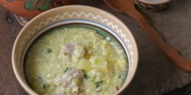 полевая каша с тушенкой