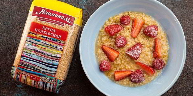 пшеничная каша с ягодами