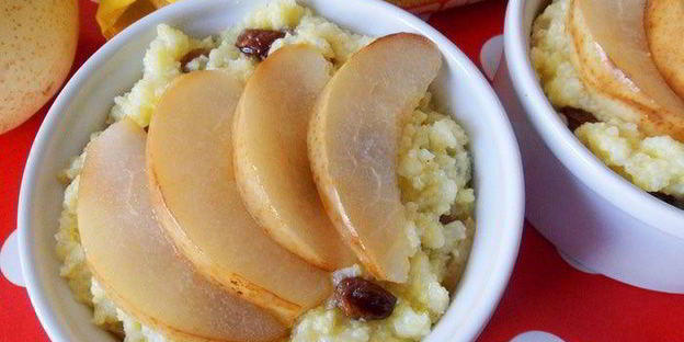 каша пшенная с грушами и изюмом