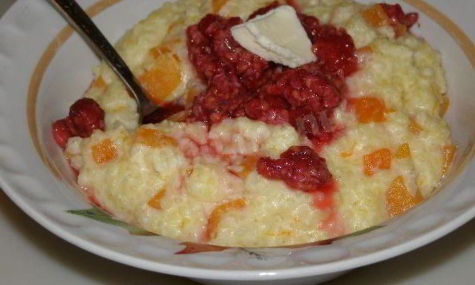 Рецепт молочной пшенной каши с тыквой и малиной