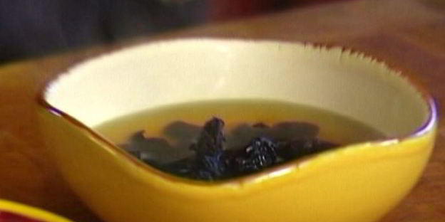 пшенная каша с изюмом и корицей