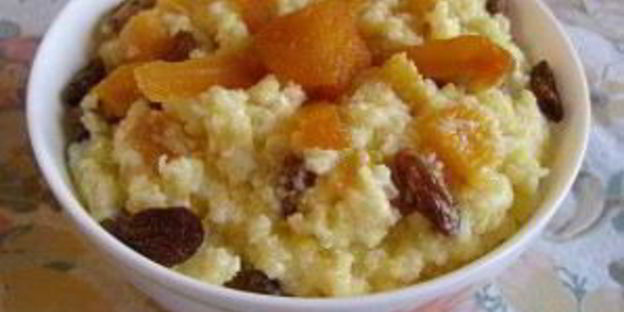 пшенная каша с изюмом и курагой