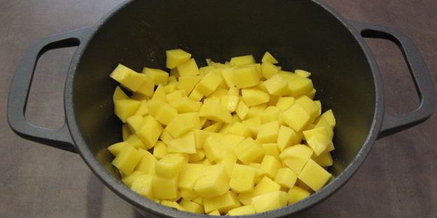 пшенная каша с картофелем и свининой