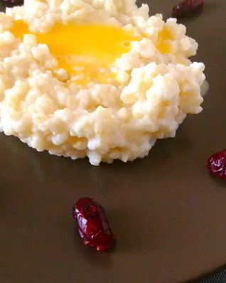 Пшенная каша с клюквой