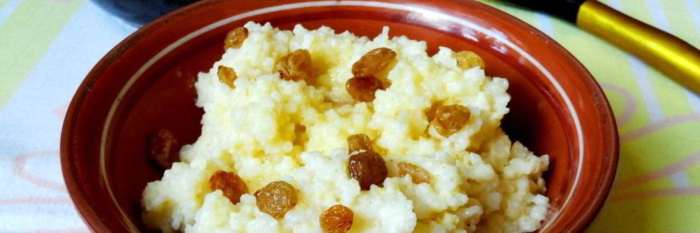 Пшенная каша с медом и изюмом