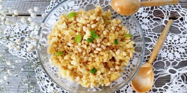 пшенная каша с медом и кедровыми орешками