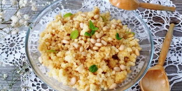 пшенная каша с медом и кедровыми орешками